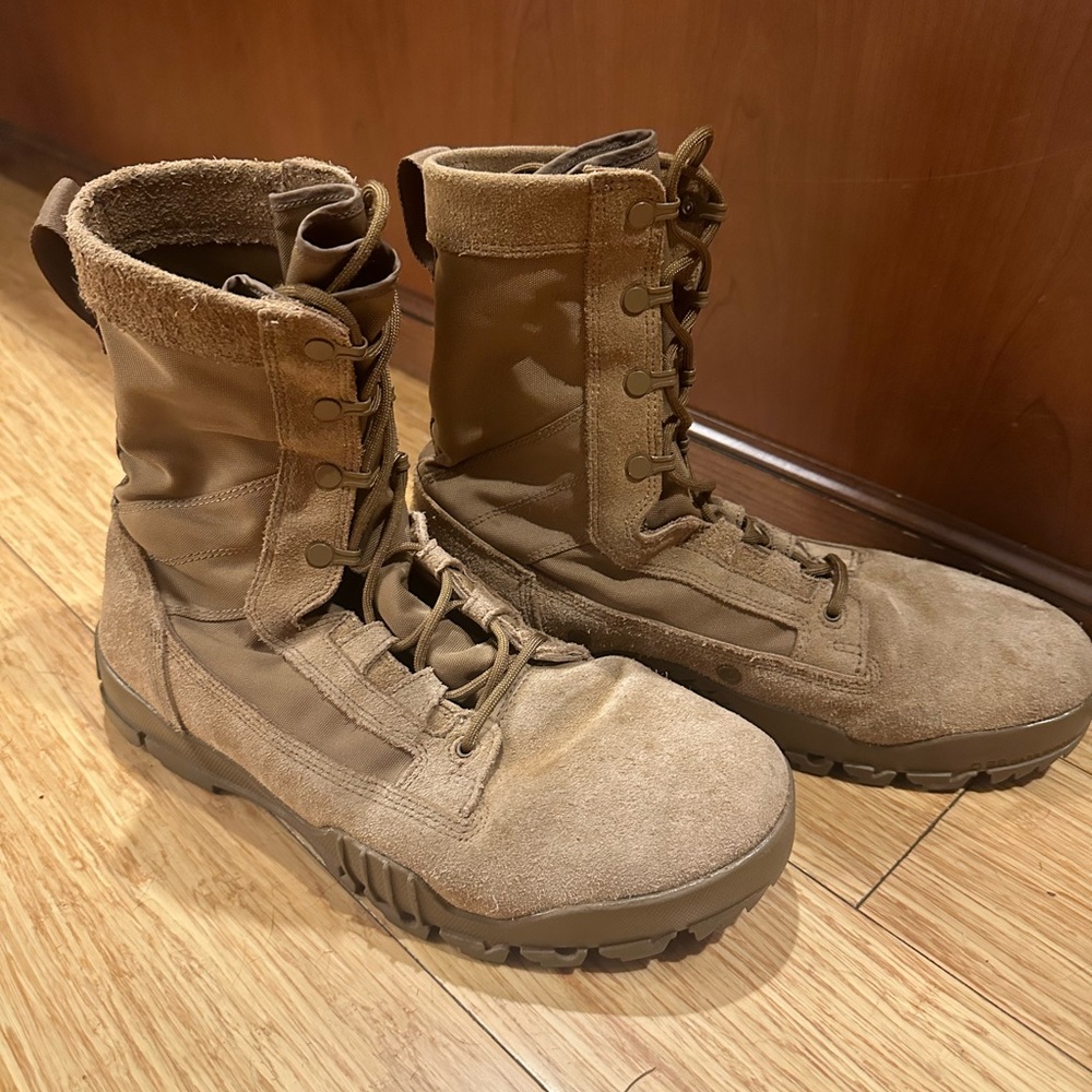 Nike SFB Jungle Boots